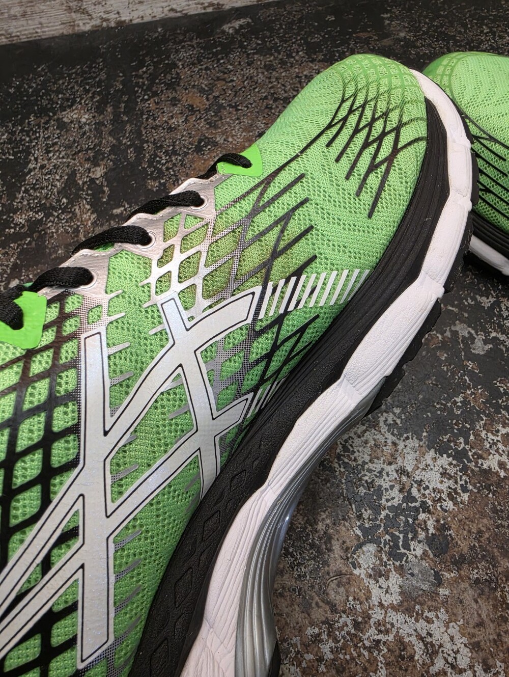 Mens Asics Gel Nimbus 17 Running Shoes Sz 13 4E Wide T509N Green Athletic - Picture 8 of 11